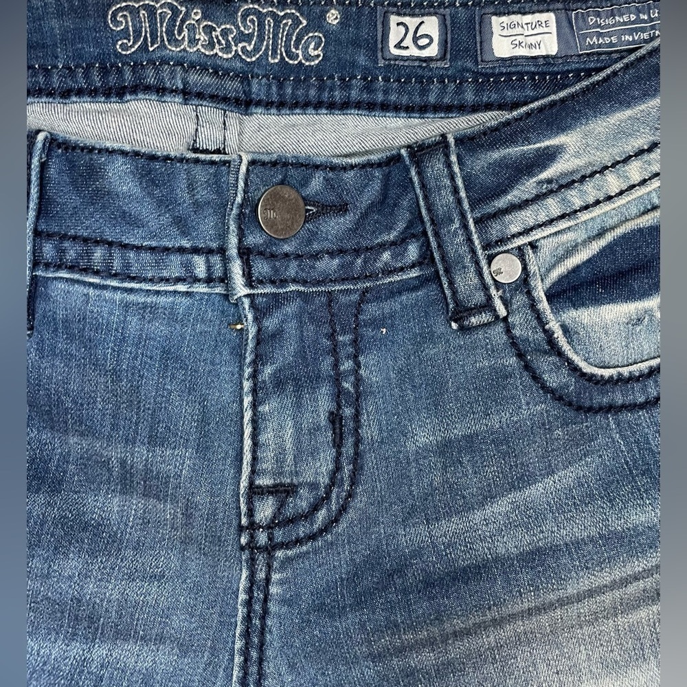 Miss Me Jeans Signature Skinny Jeans women’s size 26 - Picture 2 of 7